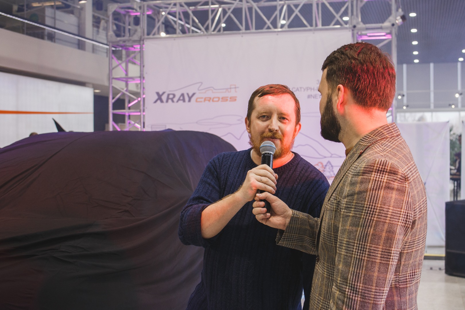 LADA XRAY CROSS - фотоотчет с презентации Сатурн-Р-АВТО